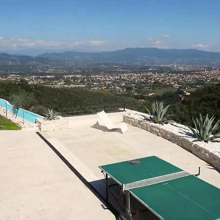 Farfalla & - The World Unique With An Openable Roof Willa Lukka