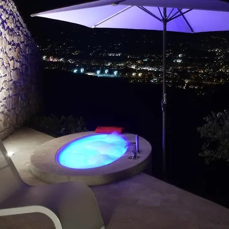 Farfalla & - The World Unique With An Openable Roof Lukka