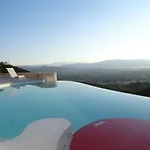 Farfalla & - The World Unique With An Openable Roof