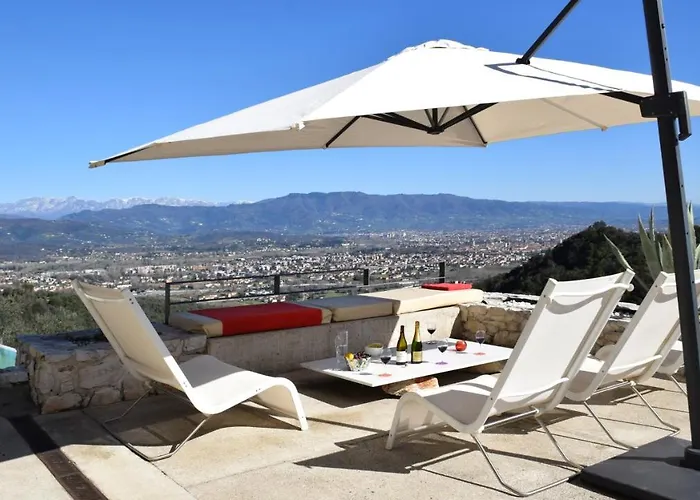 Farfalla & - The World Unique With An Openable Roof * ルッカ