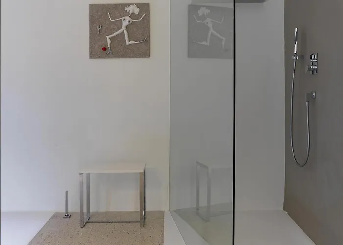 Farfalla & - The World Unique With An Openable Roof