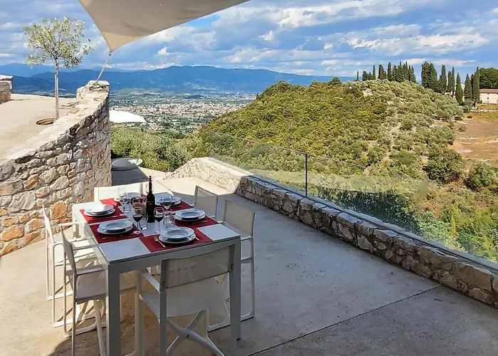 Farfalla & - The World Unique With An Openable Roof * ルッカ