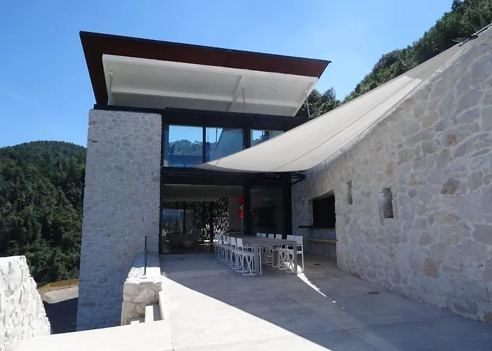 Farfalla & - The World Unique With An Openable Roof *